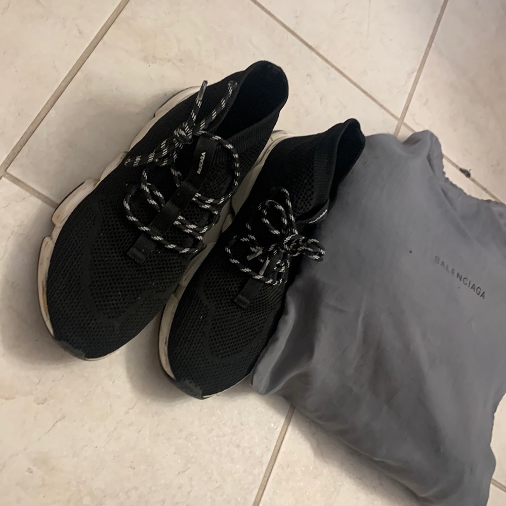 I’m selling my size 9  Balenciagas  purchased in 2020